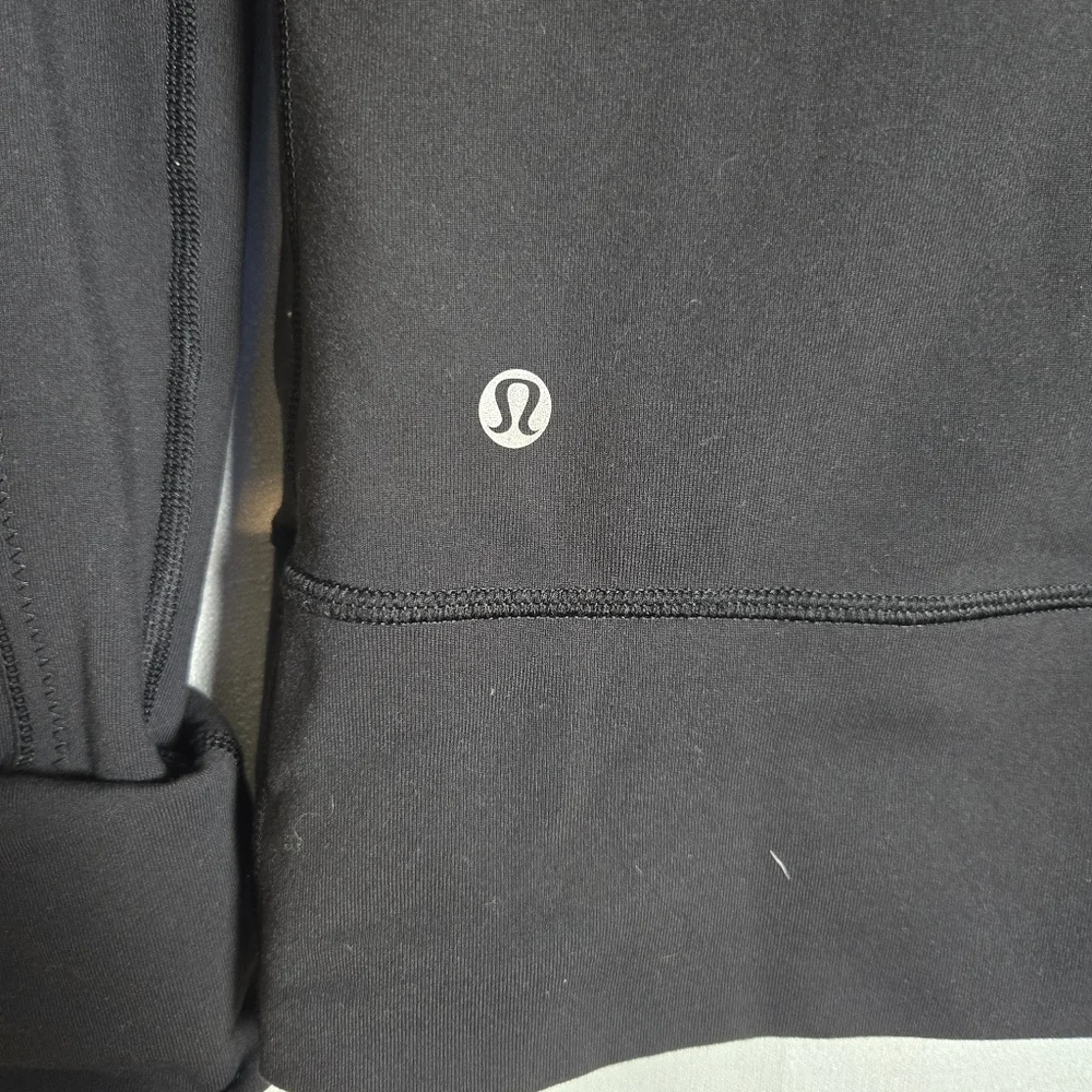 Lululemon Daily Yoga Jacket Black Sz 2 - Picture 7 of 9